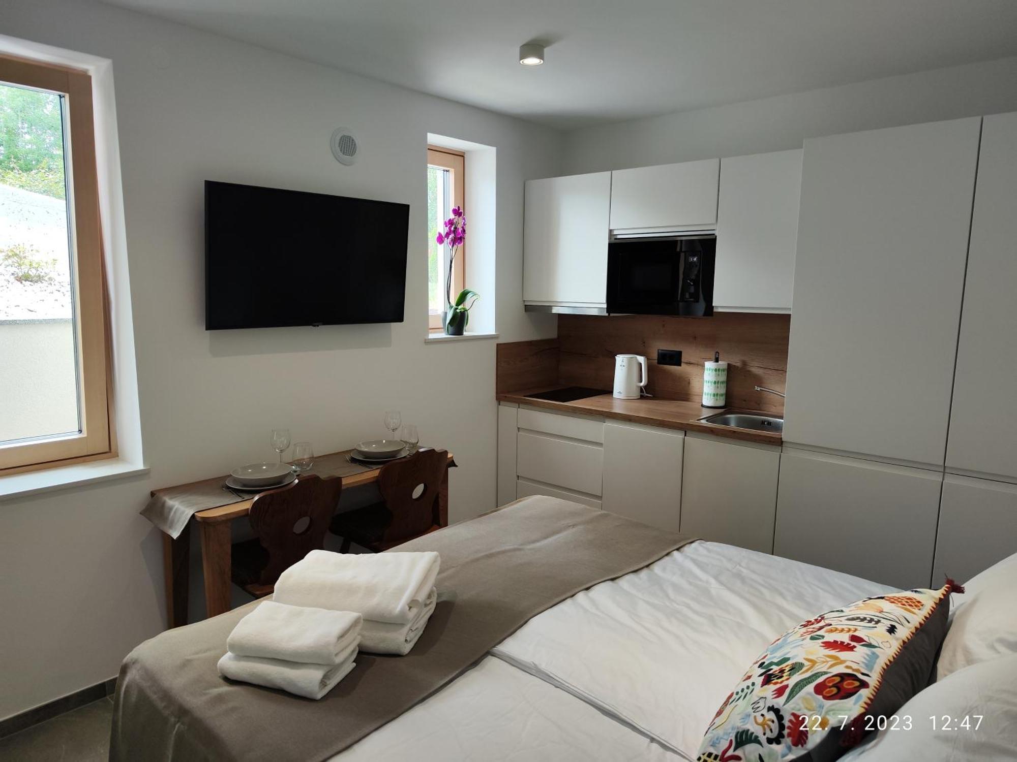 Lucka Bled Quiet Location, Free Bikes, Big Garden, Doctor Appartement Buitenkant foto